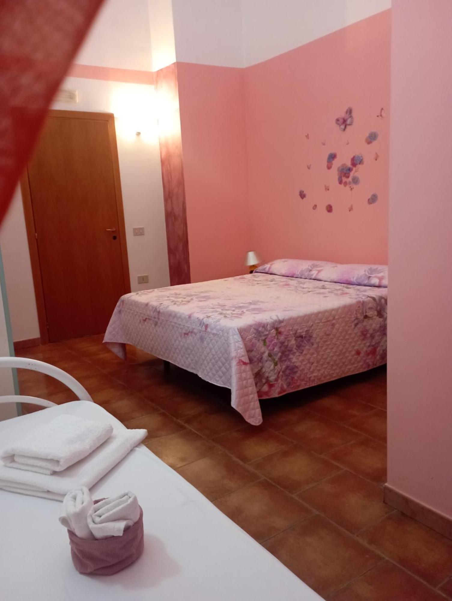 Ambrosia Hostel Alessandria del Carretto Ngoại thất bức ảnh
